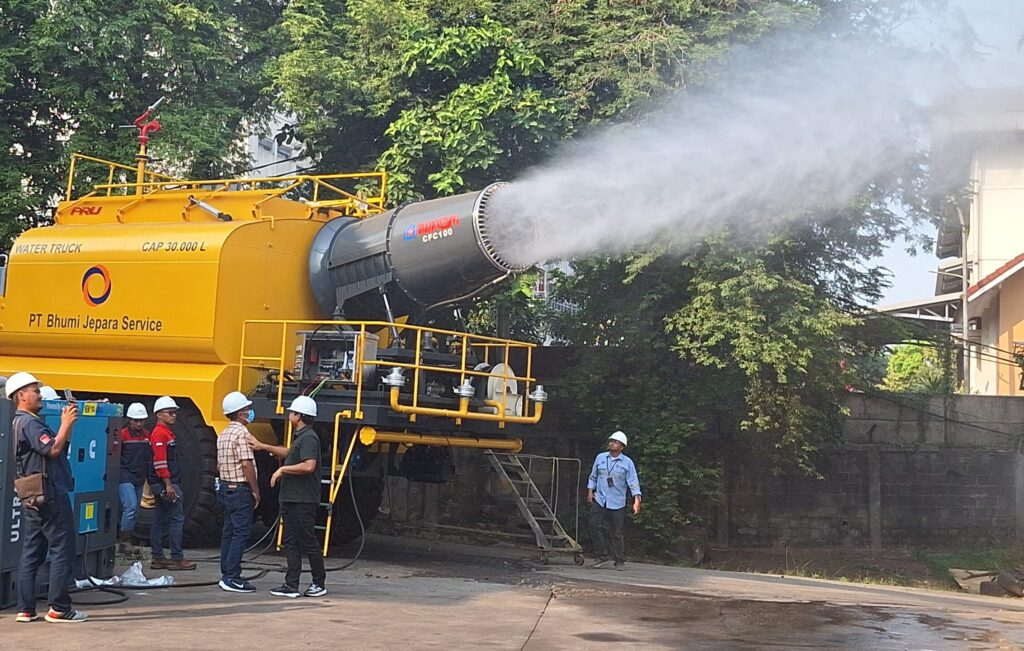 Fog Cannon CFC100 Testing on Water Truck