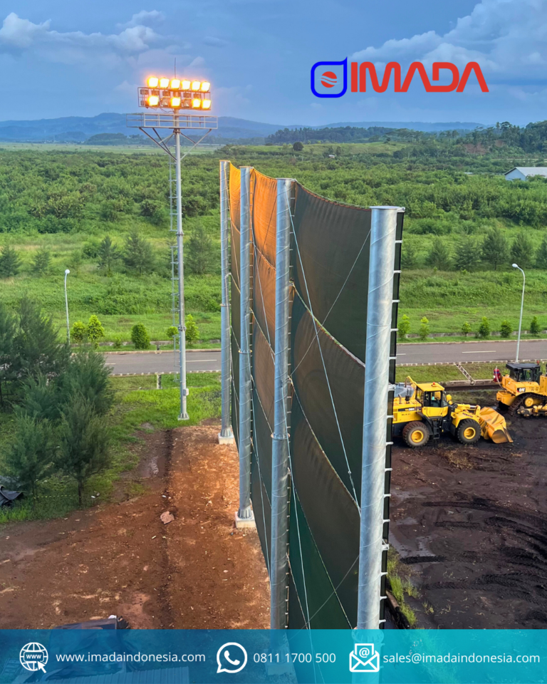 Pemasangan tiang free standing pole diameter hingga 20 inch untuk sistem Dust Net di PLTU Batang